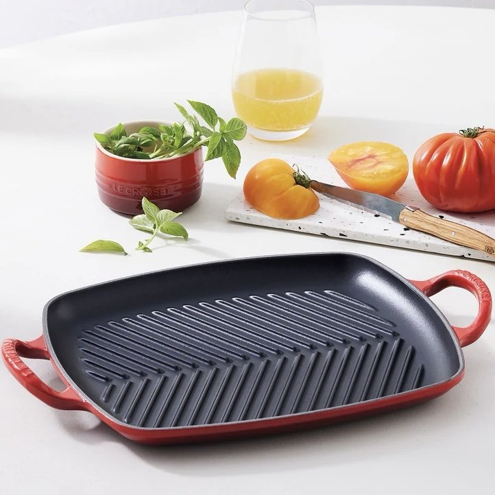 Le Creuset 30cm Shallow Rectangular Grill Signature Cast Iron Cerise