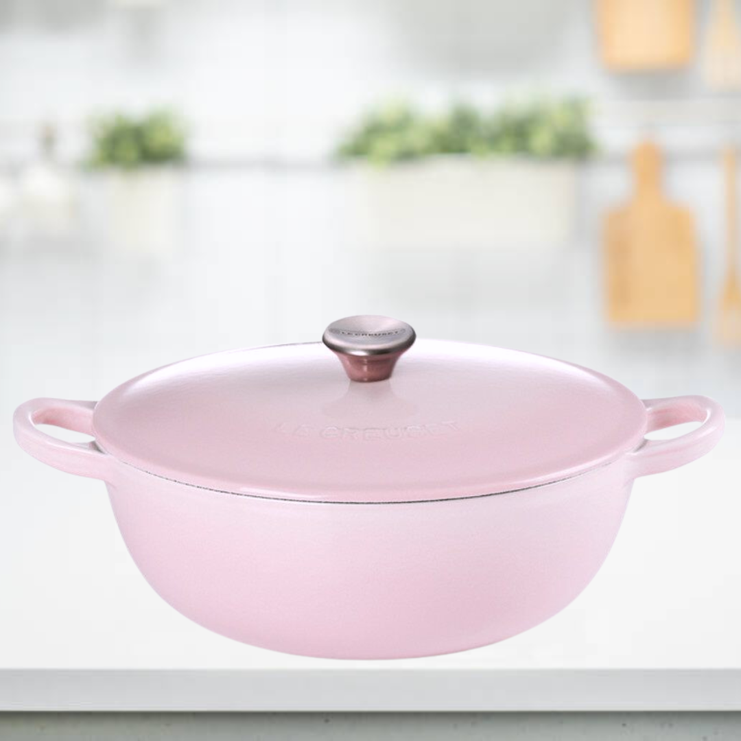 Le Creuset 22cm Classic Marmite Cast Iron Shell Pink (BLACK INTERIOR)