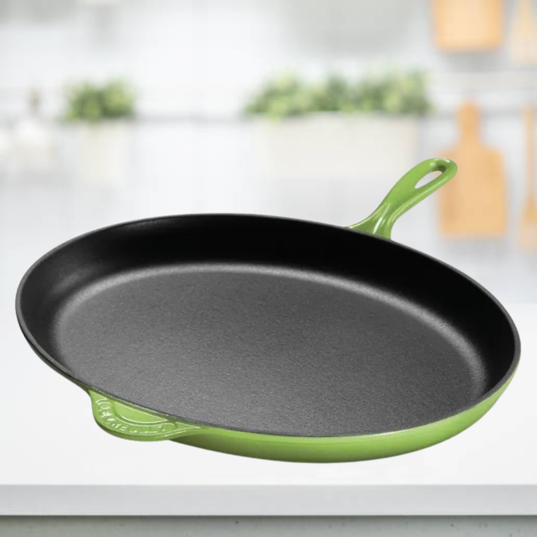 Le Creuset 40cm Oval Skillet Classic Cast Iron Palm