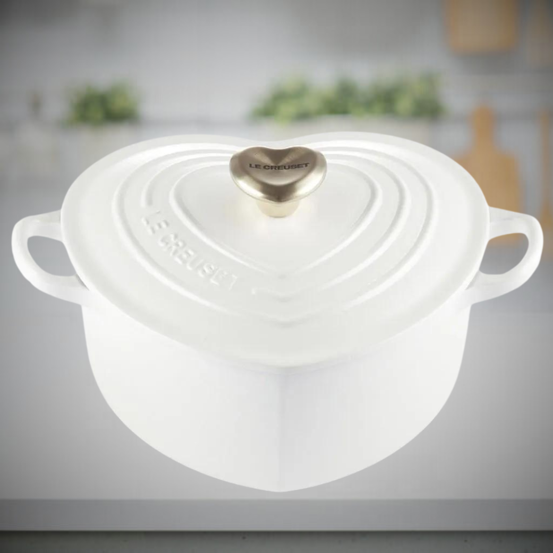 Le Creuset 20cm Heart Casserole Cast Iron Cotton with Heart Gold Knob